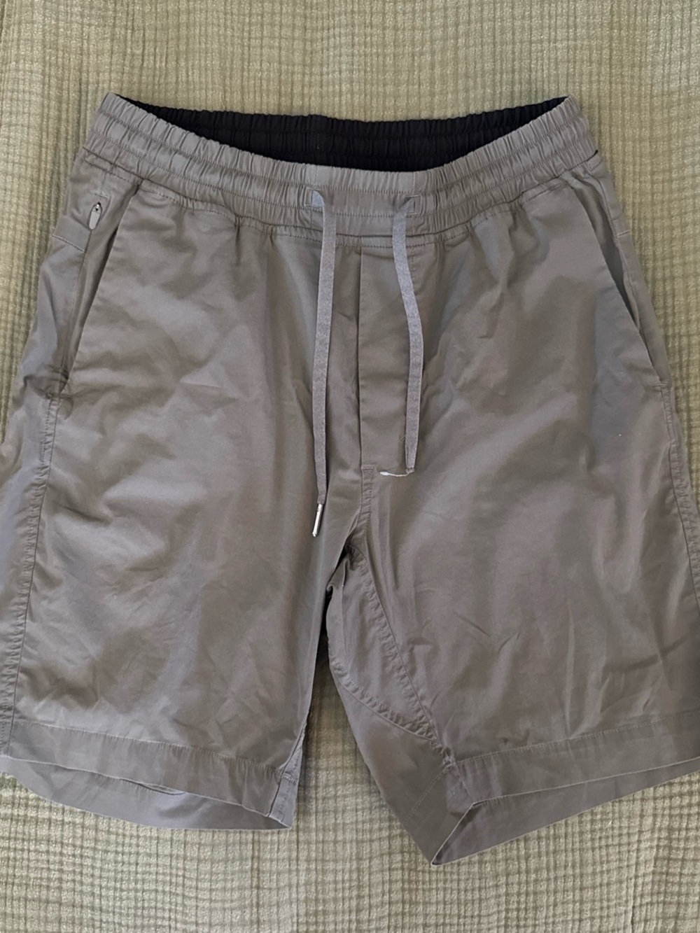 lululemon athletica Men's Athletic Drawstring Shorts in Gray